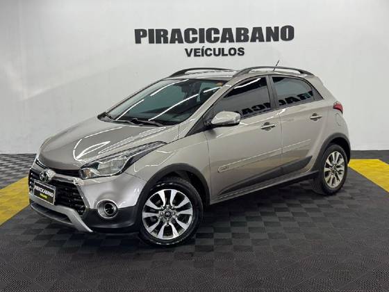 HYUNDAI HB20X 1.6 16V STYLE FLEX 4P AUTOMÁTICO HYUNDAI HB20X 1.6 16V STYLE FLEX 4P AUTOMÁTICO